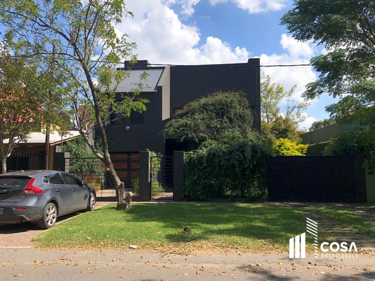 Foto de Venta Casa 3 dormitorios con jardín y piscina Fisherton Rosario, imagen 1