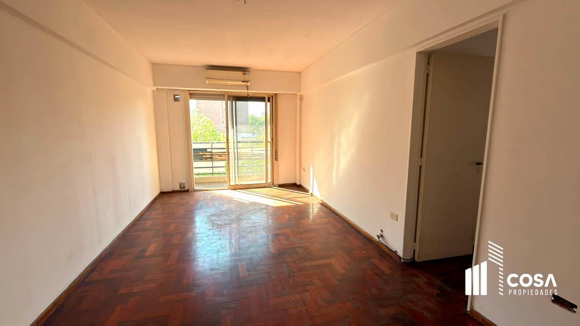 Foto de Venta Departamento 2 dormitorios con excelente luz natural Centro, imagen 4