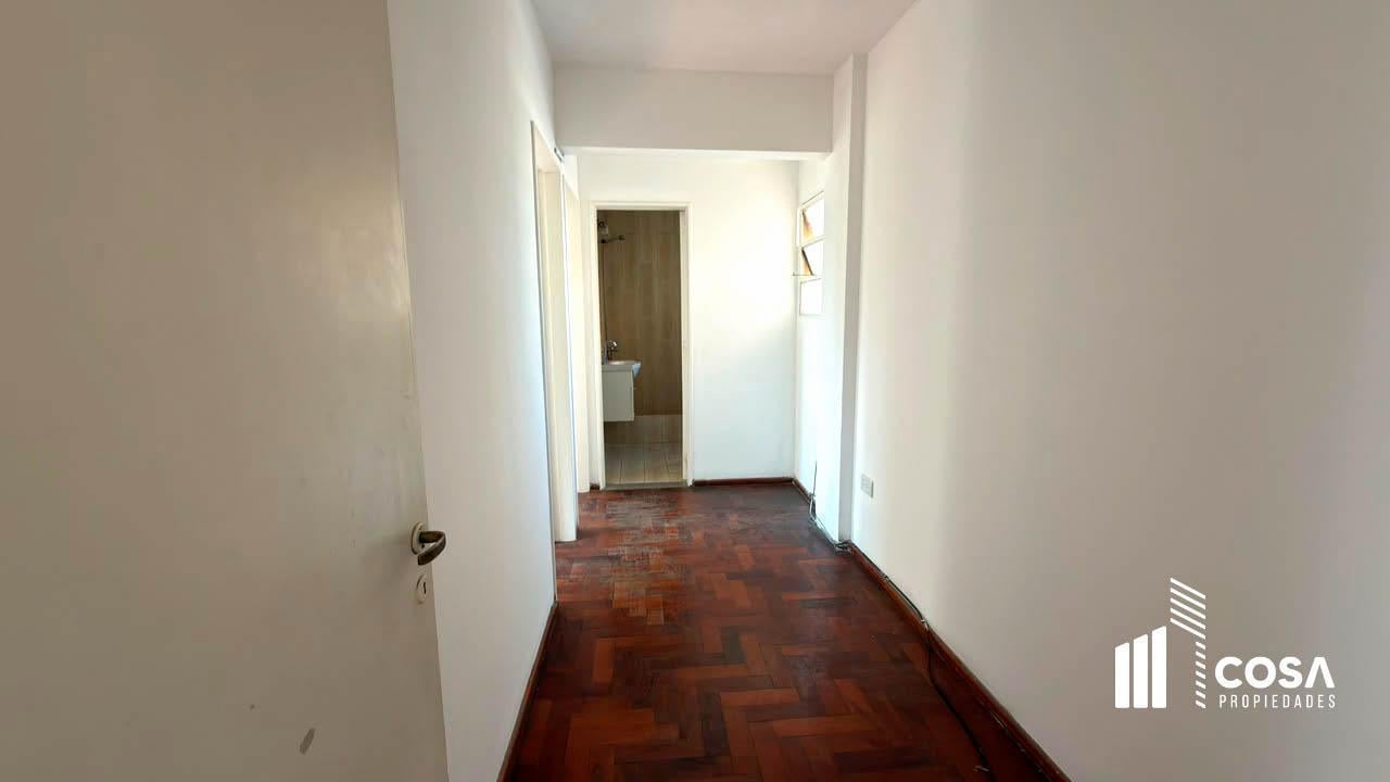 Foto de Venta Departamento 2 dormitorios con excelente luz natural Centro, imagen 5