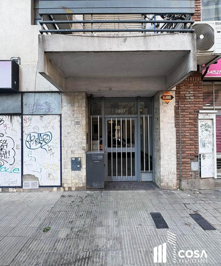 Foto de Venta Departamento 2 dormitorios con excelente luz natural Centro, imagen 1