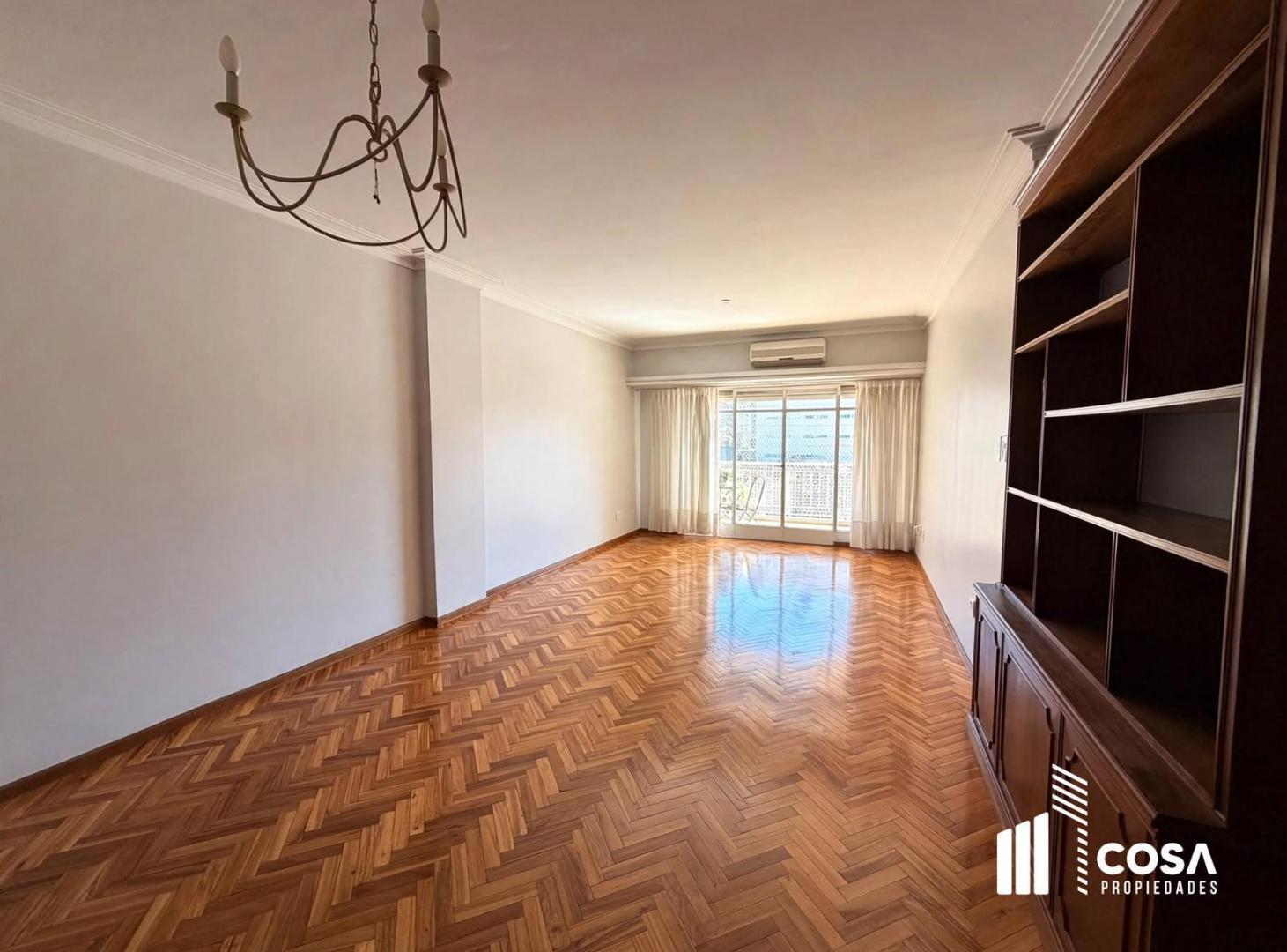 Foto de Venta Departamento 3 dormitorios con cochera Zona Paseo del Siglo, imagen 1