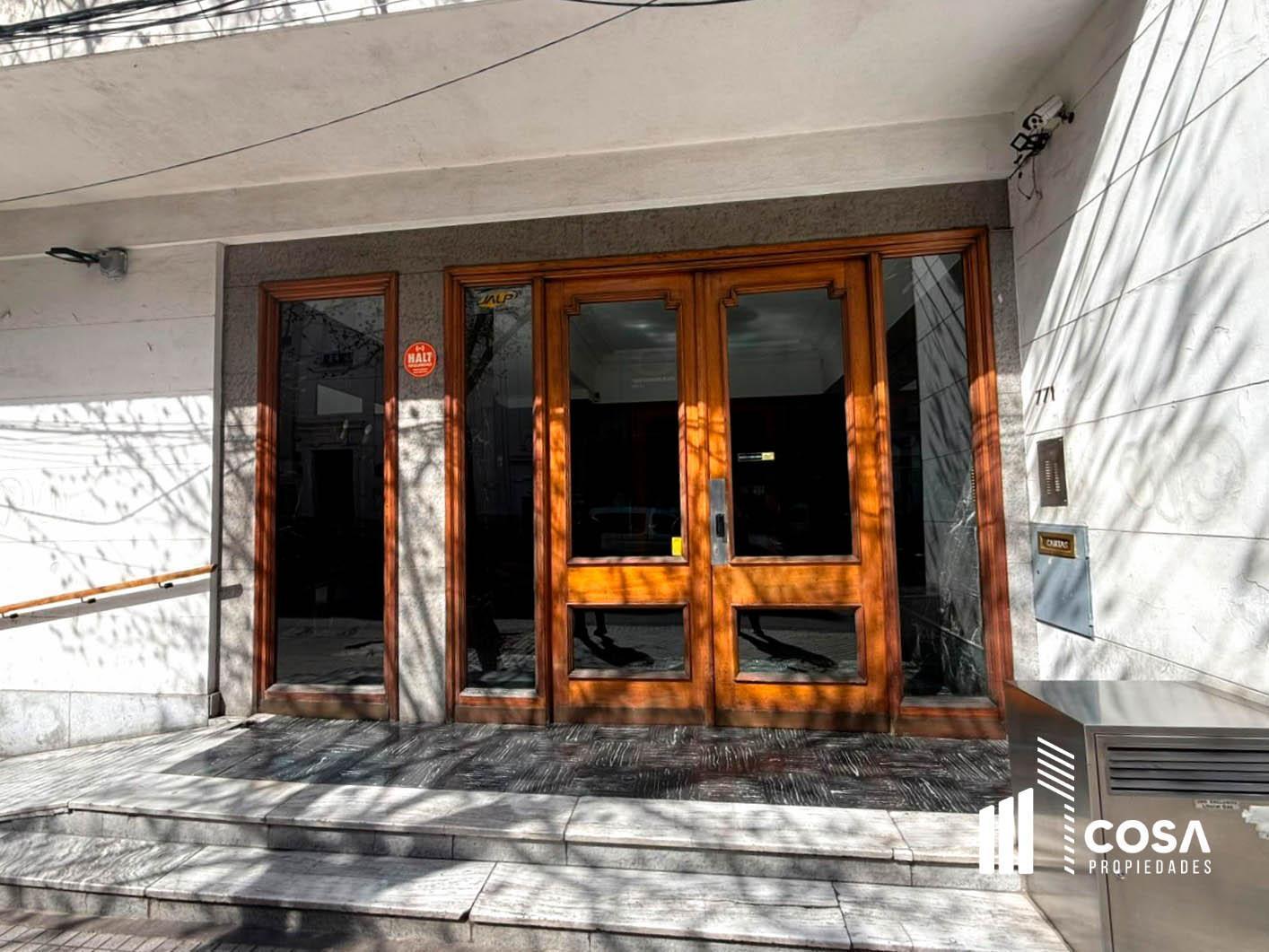 Foto de Venta Departamento 3 dormitorios con cochera Zona Paseo del Siglo, imagen 3