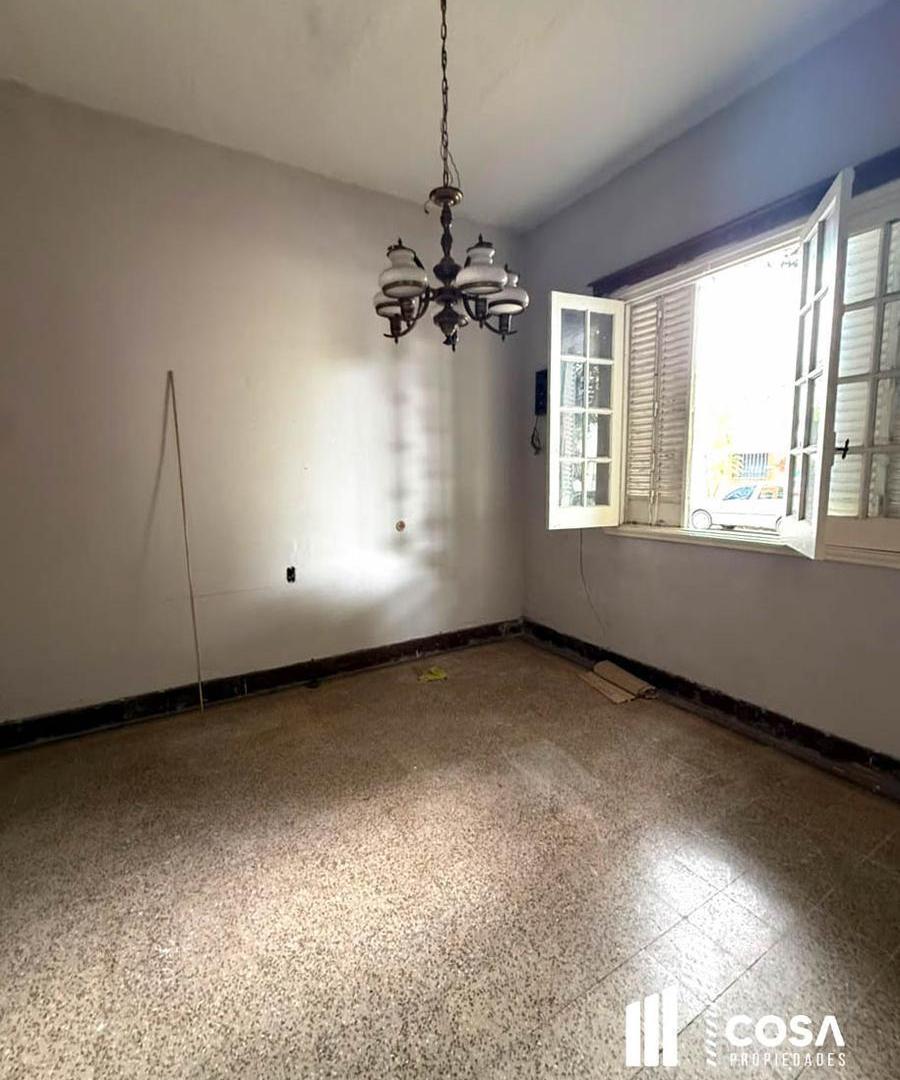 Foto de Venta Casa 2 dormitorios con patio y cochera Luis Agote Rosario, imagen 5