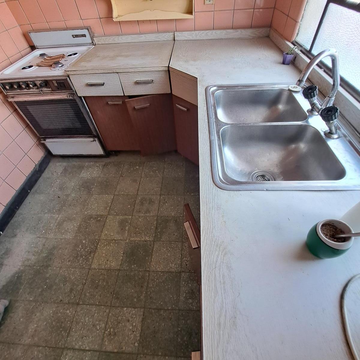 Foto de Departamento Planta Alta ECHESORTU AVELLANEDA/MENDOZA, imagen 3