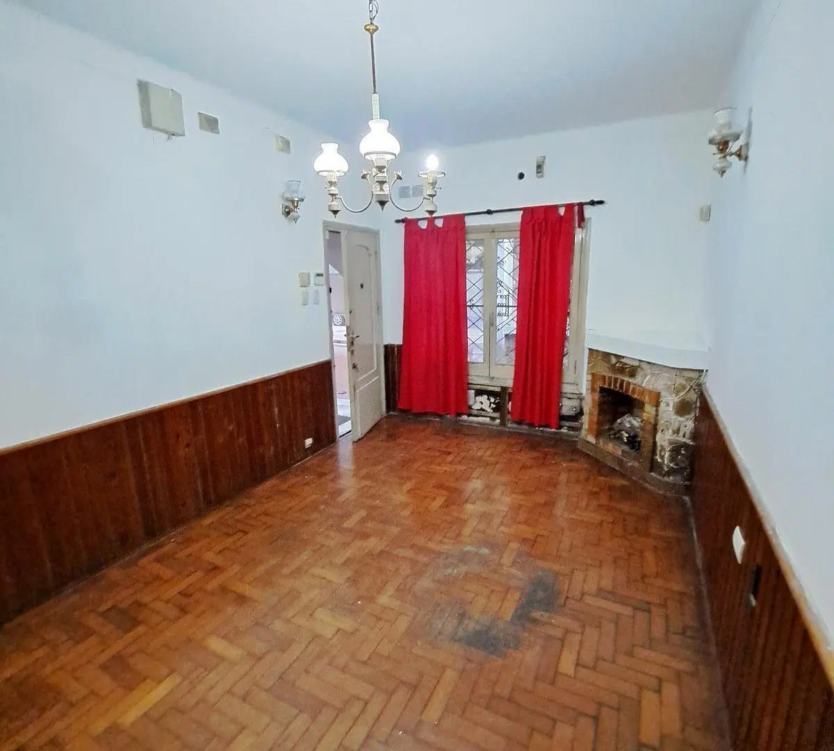 Casa Dos dormitorios con Pileta Mendoza y Pcias Unidas 3