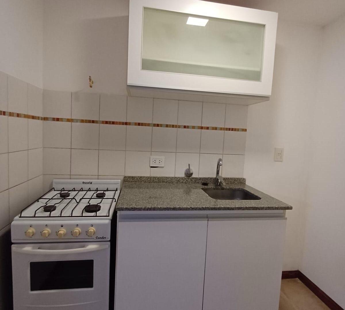 Foto de Departamento Pasillo Primer Piso - 1 dormitorio, imagen 1