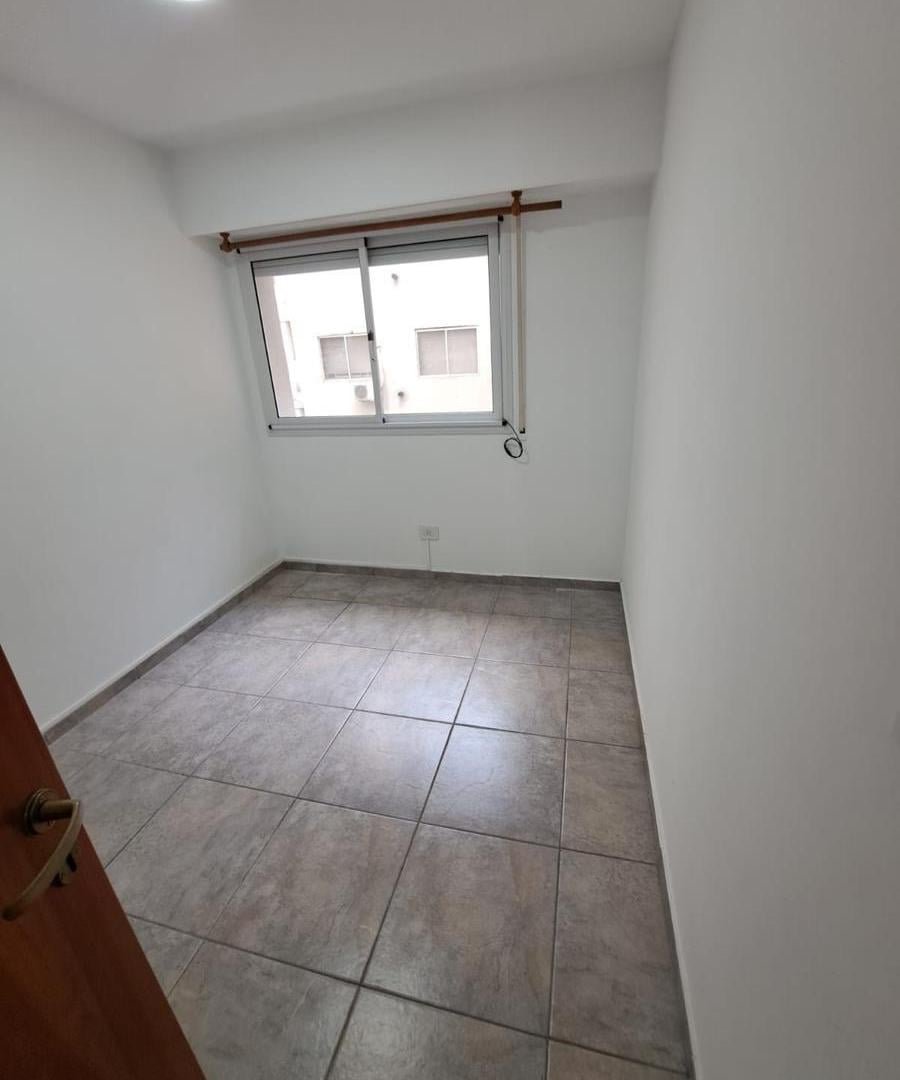 Foto de Laprida 1178 - Semipiso con balcón al frente. Tres dormitorios., imagen 1
