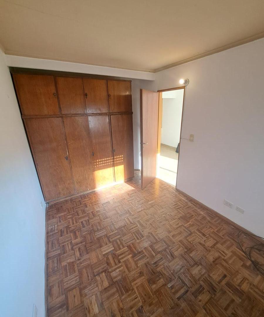 Foto de Juan manuel de Rosas 1227. Un dormitorio con Balcón. Segundo piso por, imagen 3