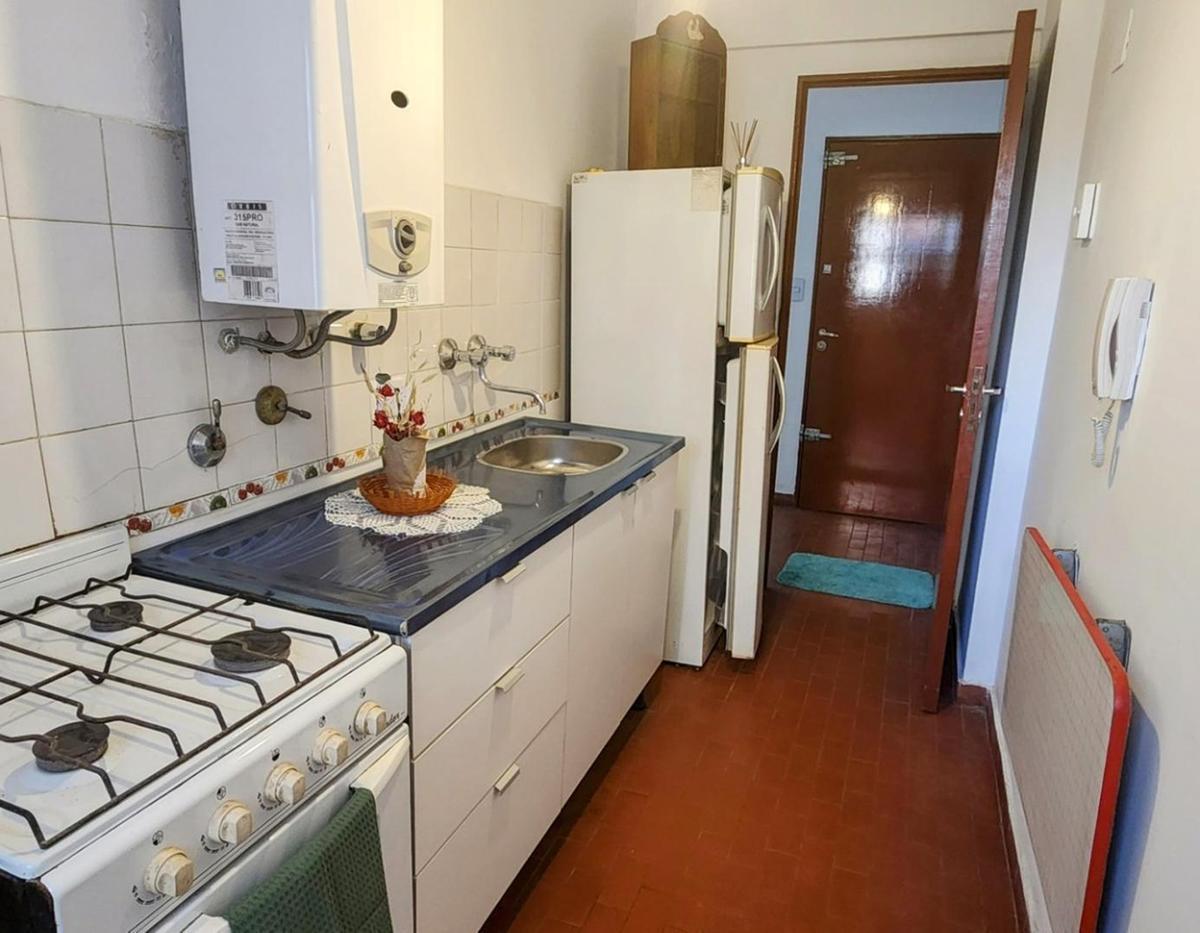 DEPARTAMENTO DE 3 AMBIENTES CON BALCON AL FRENTE APTO CREDIT