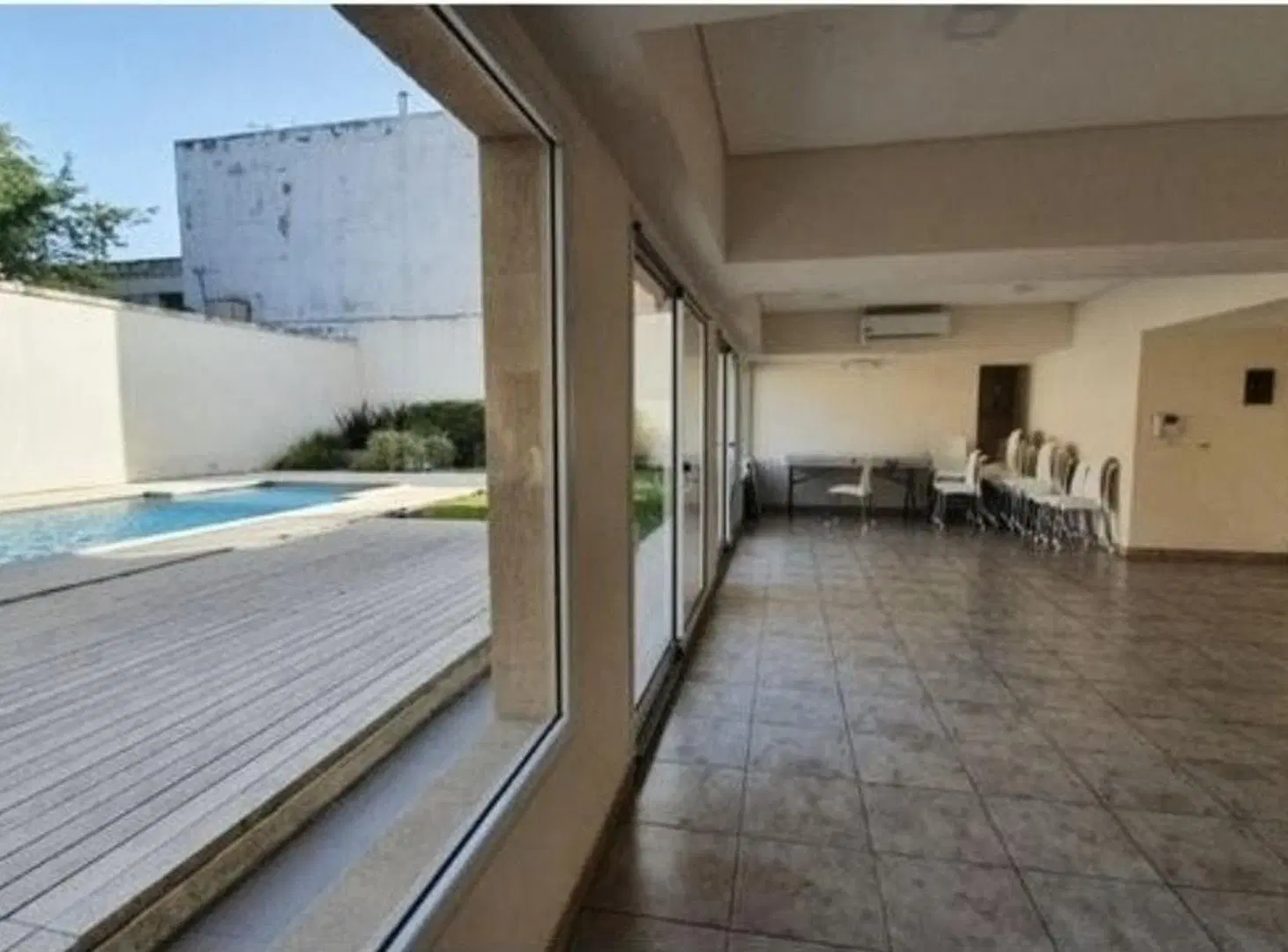 Departamento de 4 ambientes con balcon y dos garaje cubierto 5