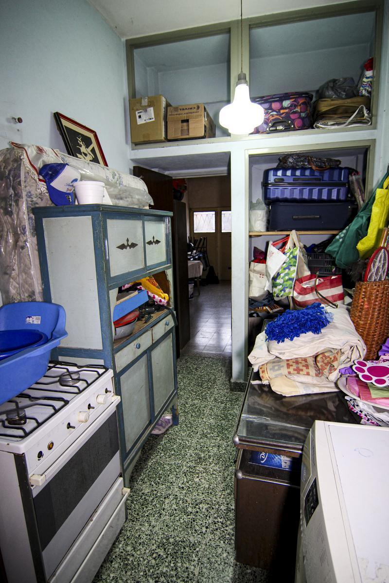 Casa de 4 Ambientes con Hermoso Parque en Hurlingham 5