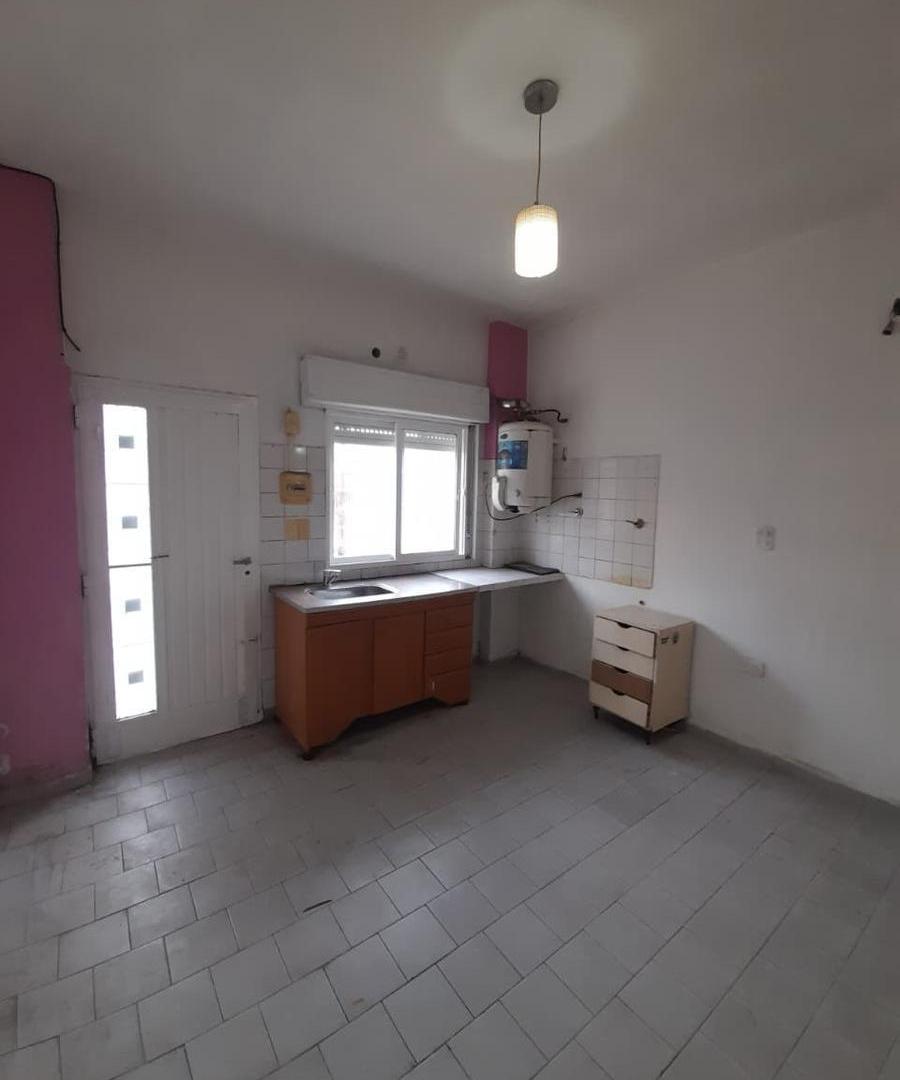 Foto de Alquiler Departamento 1 amb con pequeña division - S.Justo (Ctro), imagen 1