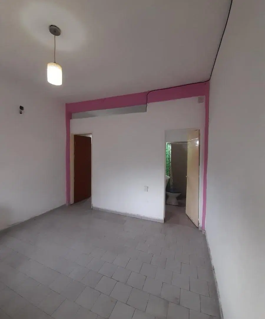Alquiler Departamento 1 amb con pequeña division - S.Justo (Ctro) 5