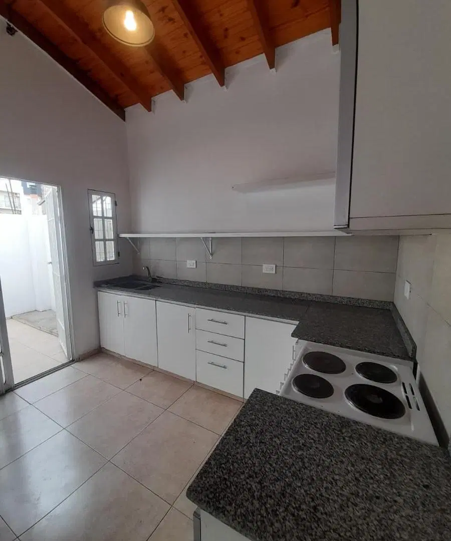 Alquiler Departamento 2 ambientes - Ramos Mejia 1