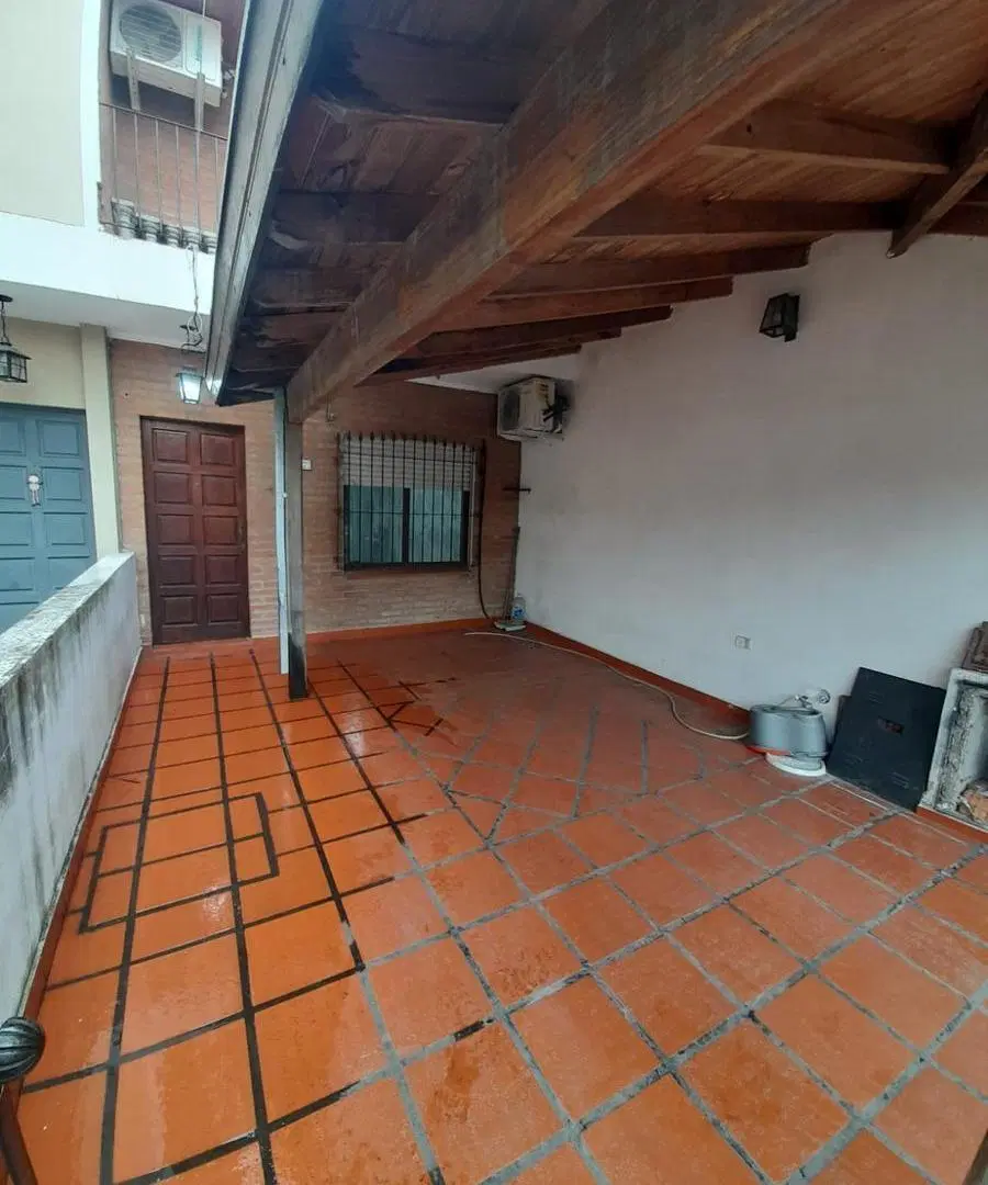 Triplex 4 ambientes con cochera y patio - Villa Luzuriaga 4