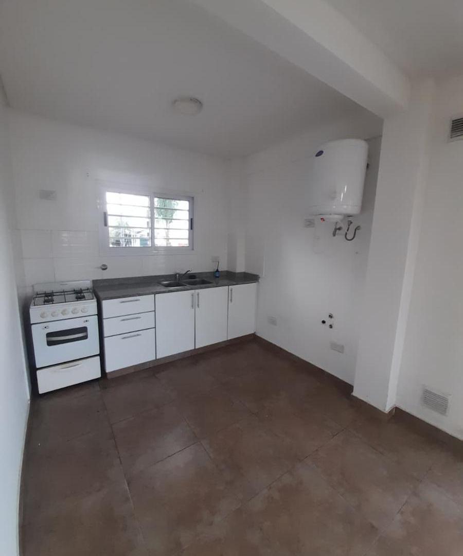 Alquiler Departamento 2 Ambientes con cochera - Villa Luzuriaga