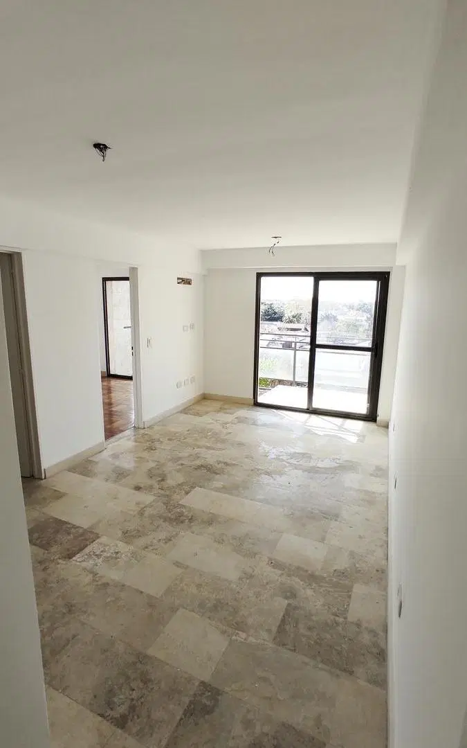 Departamento moderno 2 ambientes con 2 baños en Moron en venta 2