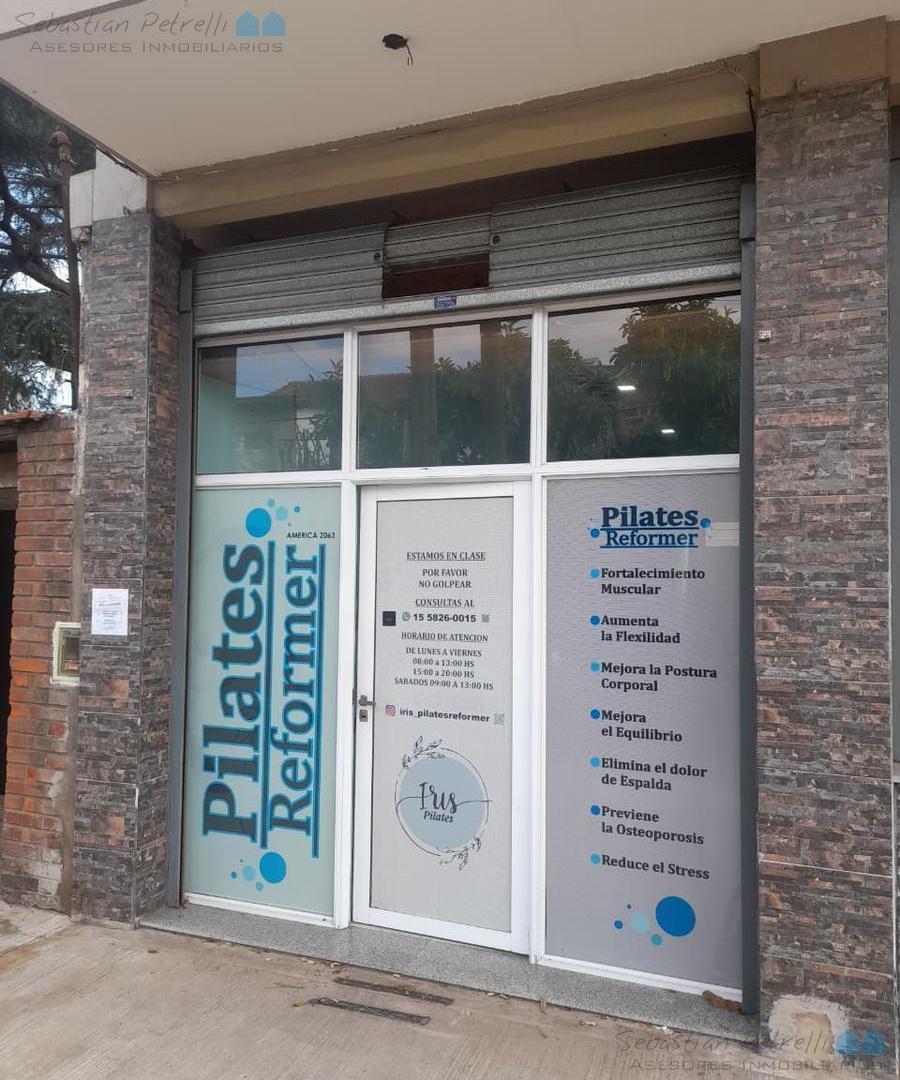 Foto de Alquiler Local - Villa Luzuriaga, imagen 1