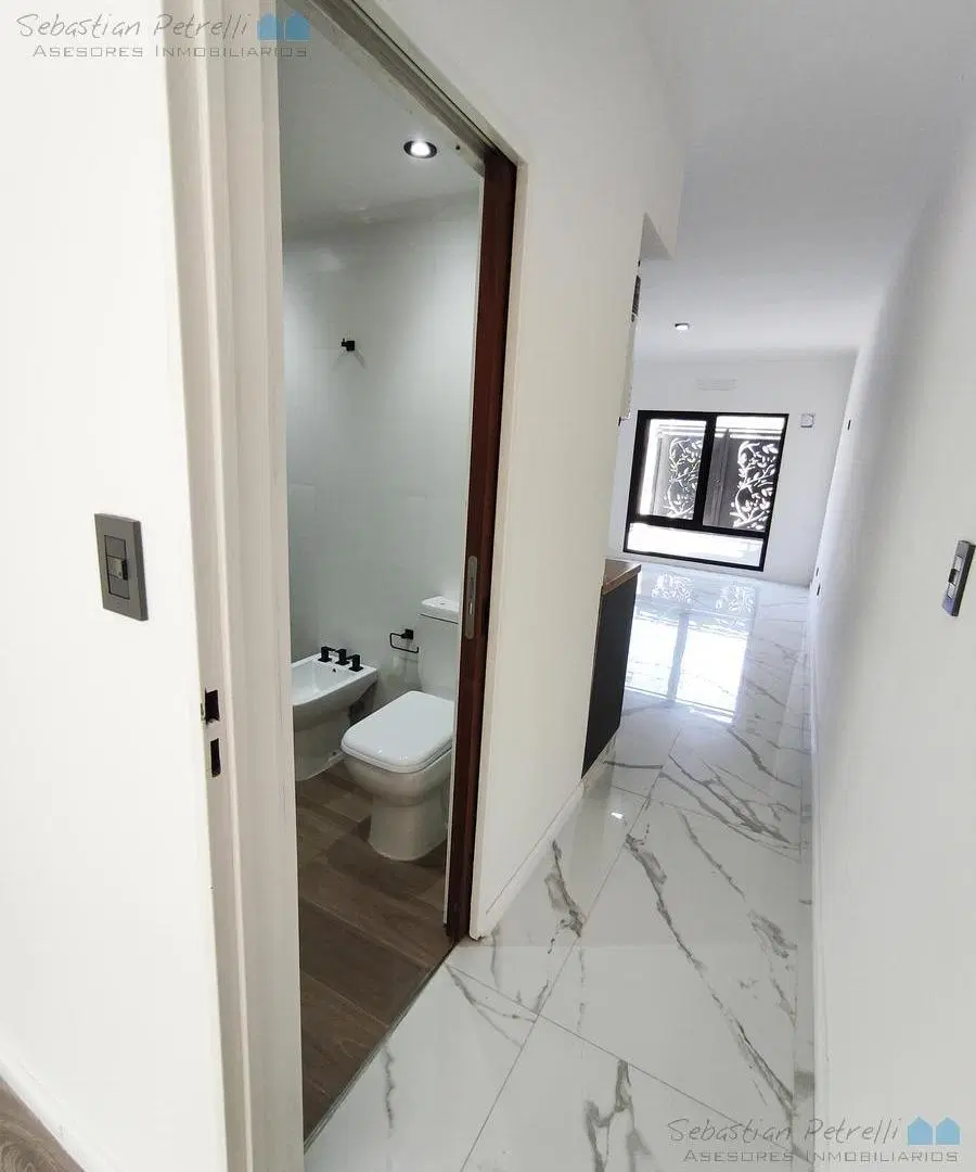 Departamento 2 ambientes en Planta Baja con Cochera en Villa Luzuriaga 4