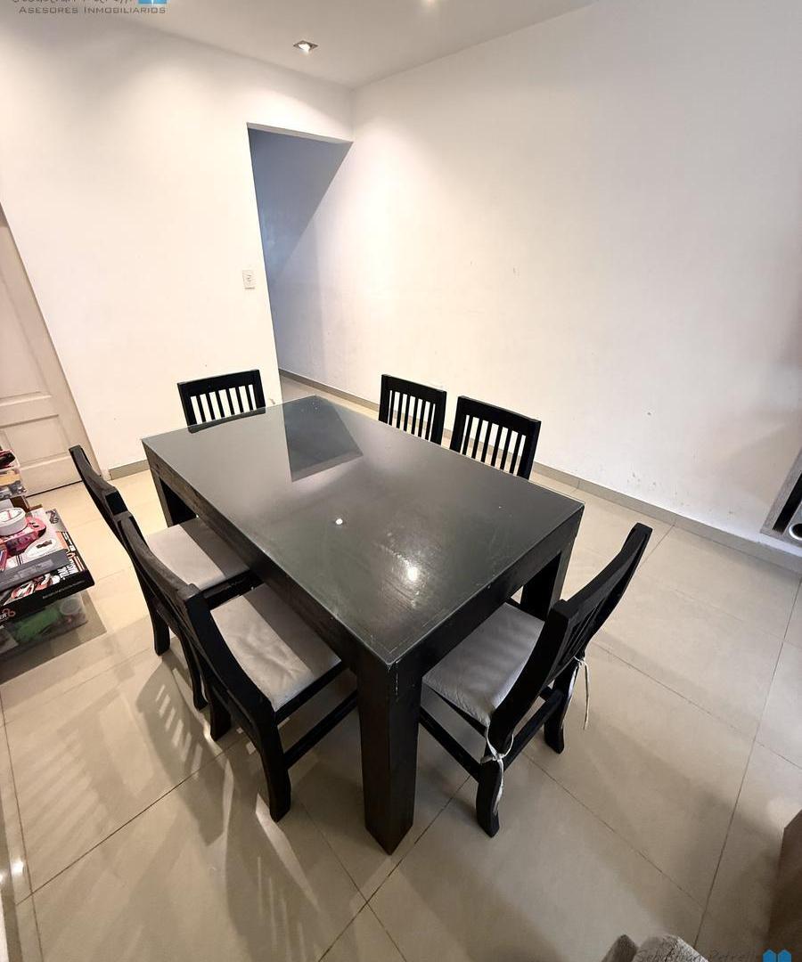 Foto de Vivi super cerca del centro comercial de Luzuriaga con este Triplex de, imagen 4