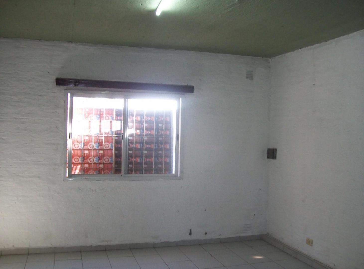 Foto de DEPARTAMENTO 2 AMBIENTES EN 1º PISO, imagen 2