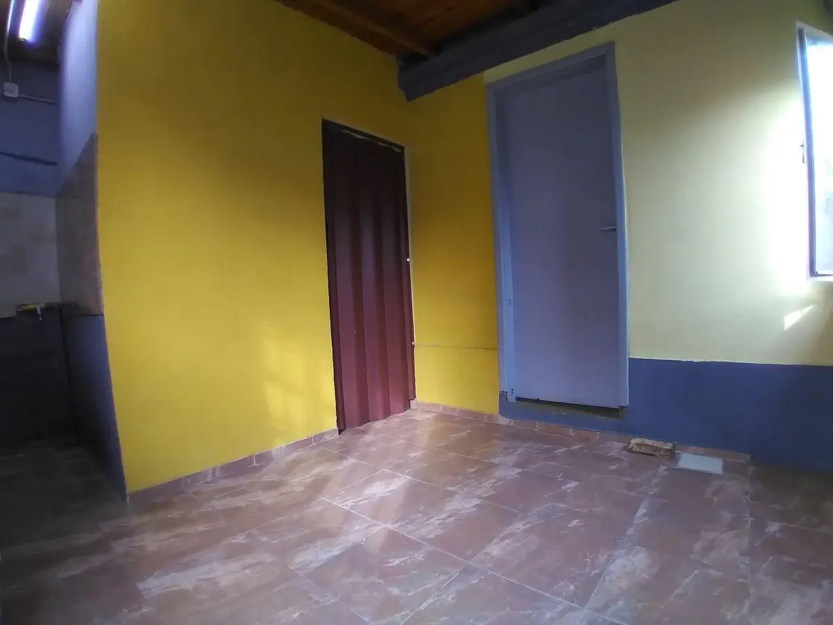*** Sin Expensas *** Casa en Ph 2 Amb al Frente *** C/ Recibos *** 2