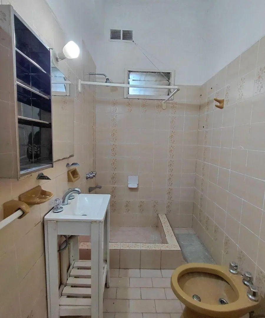 ** Acepta Perrito ** Casa en Ph al Fte 2 Amb c/ Amplio Patio ** Sin Expensas ** 2