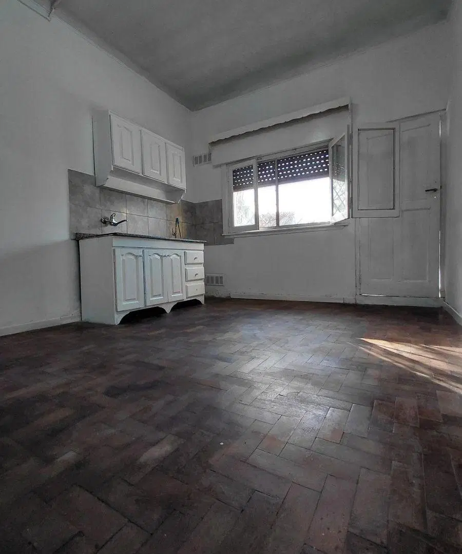 ** Acepta Perrito ** Casa en Ph al Fte 2 Amb c/ Amplio Patio ** Sin Expensas ** 2