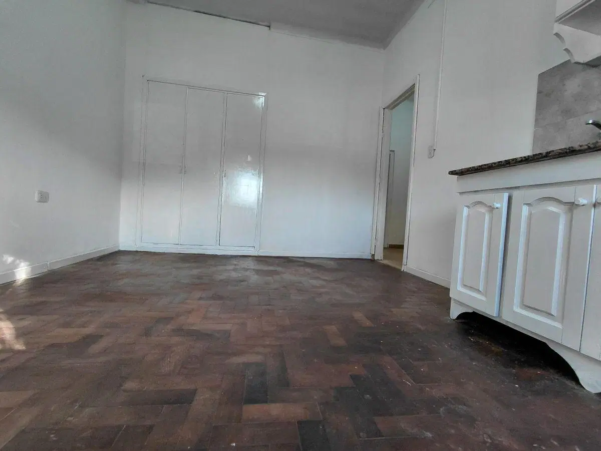 ** Acepta Perrito ** Casa en Ph al Fte 2 Amb c/ Amplio Patio ** Sin Expensas ** 4