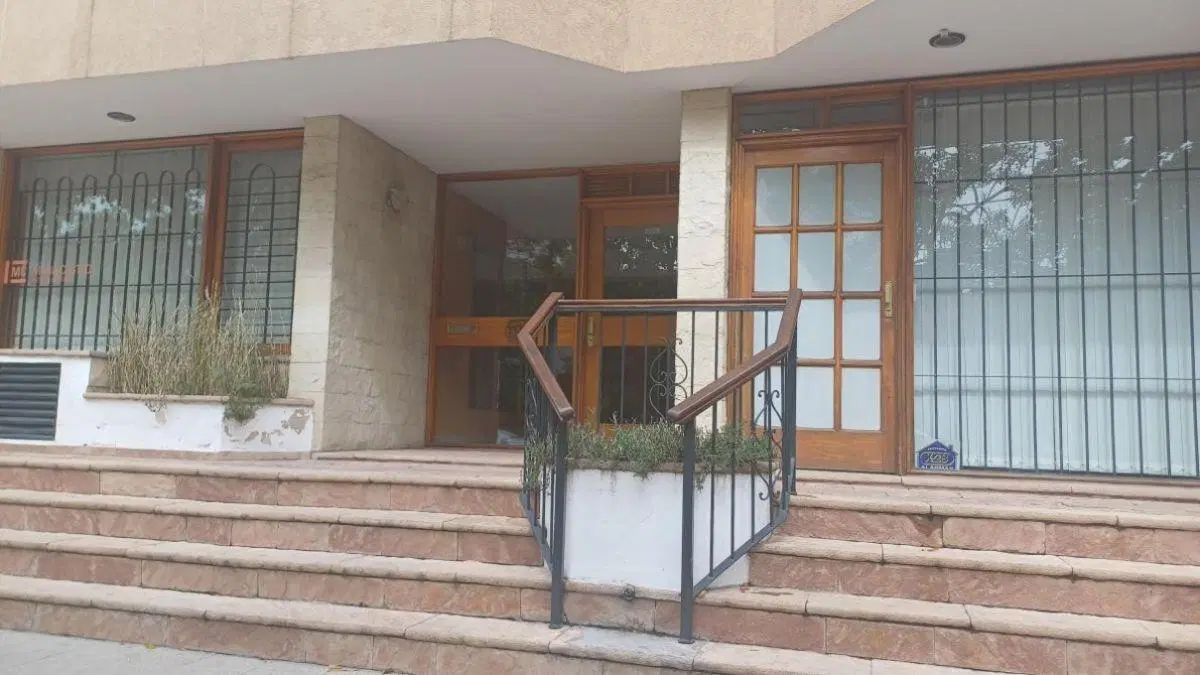 Departamento / Ph en Planta Alta 2 Ambientes Amplios con Patio Aterrazado 5