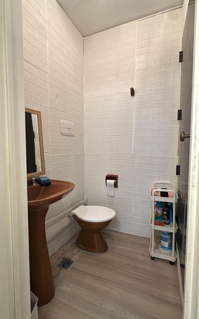 Foto de Local Comercial / Oficina de 17 Mts *** Zona Las Lomitas ***, imagen 3