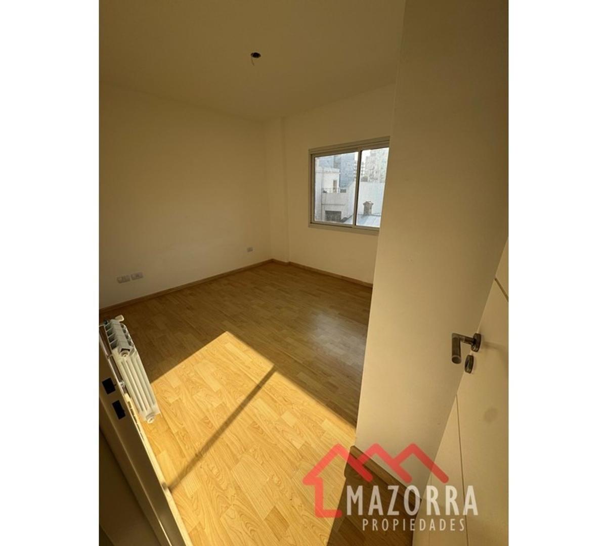 Foto de Departamento en VENTA con cochera - Caseros Centro, imagen 4