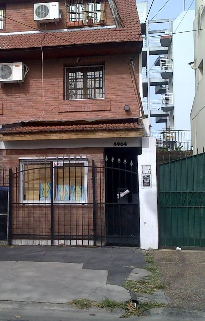 duplex 4 ambientes baño y toilete, patio con lavadero