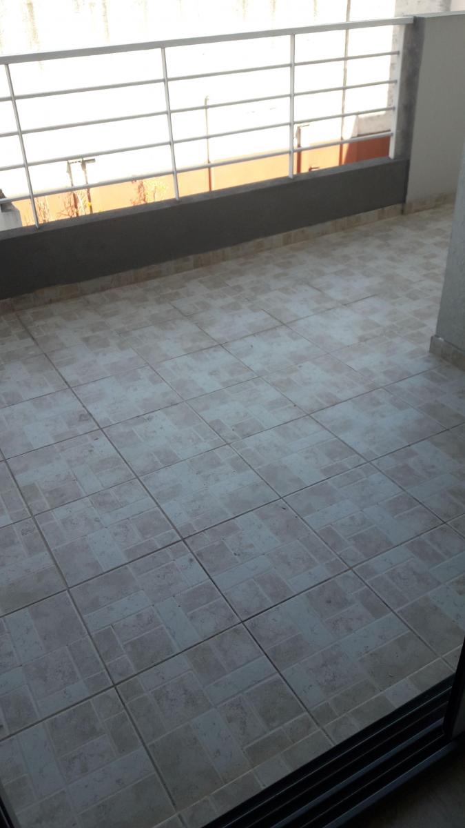 Foto de 2 ambientes con balcon a Estrenar!!! Caseros centro frente a la Estacion, imagen 3