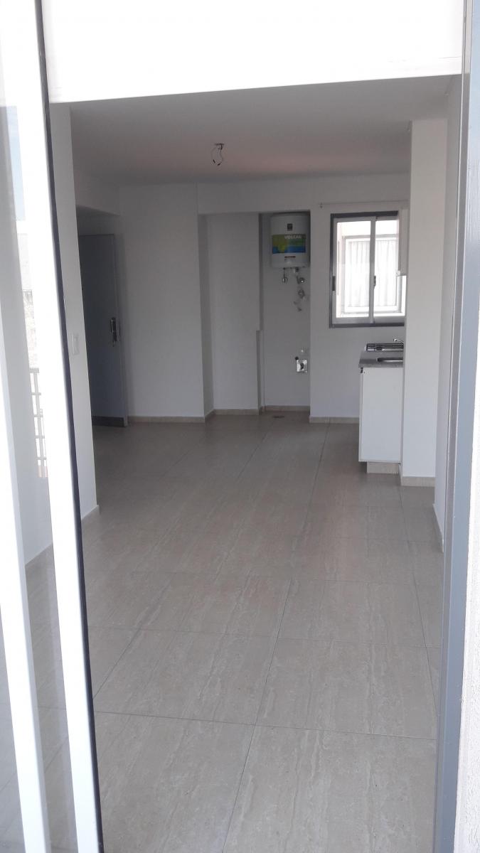 Foto de 2 ambientes con balcon a Estrenar!!! Caseros centro frente a la Estacion, imagen 5