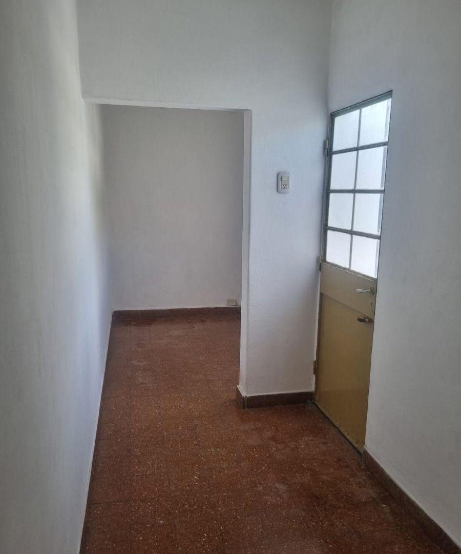 Foto de Casa de 120 m² con 3 dormitorios en alquiler en El Palomar, imagen 3