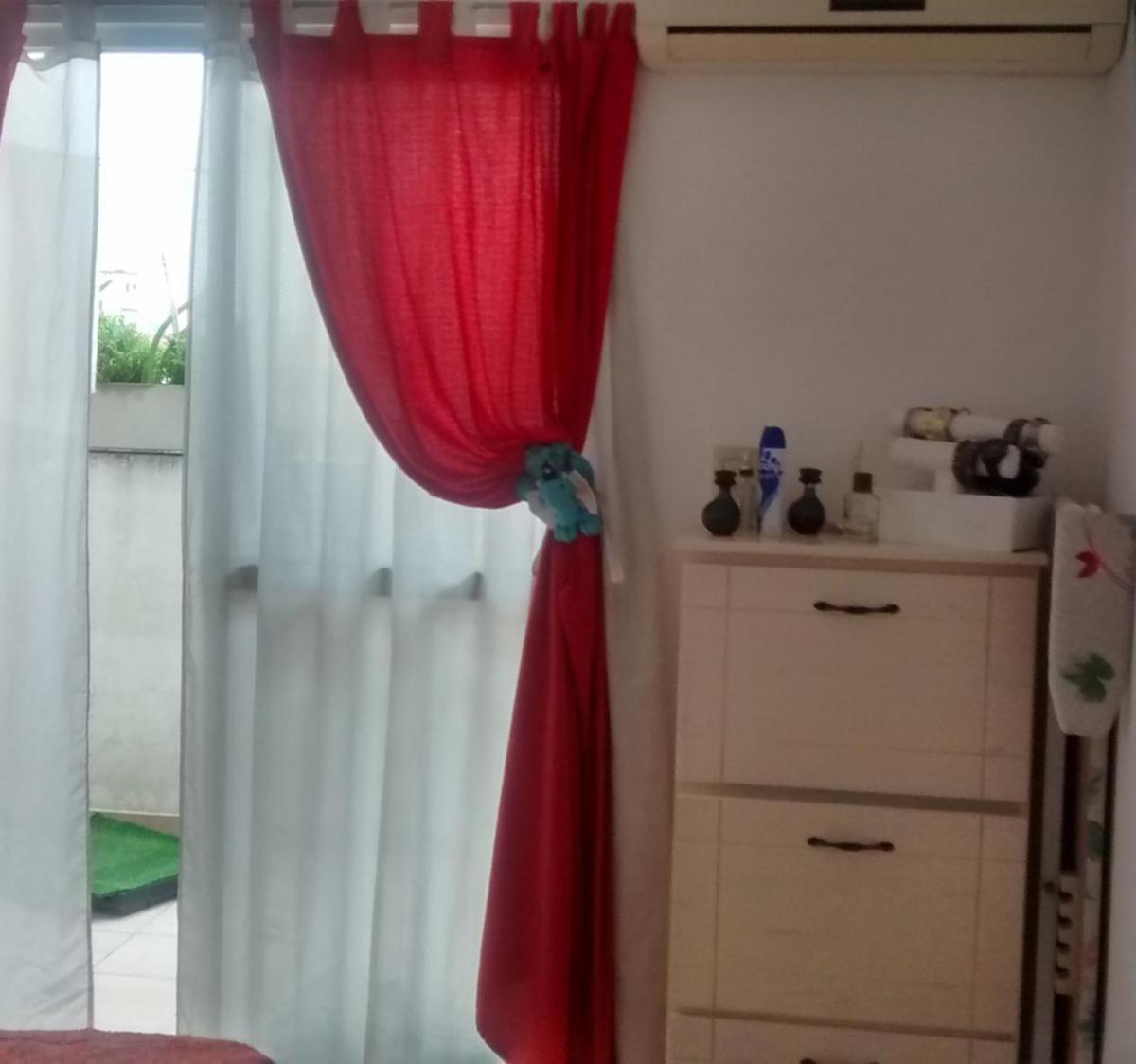 Departamento 2 ambientes con balcón apto a crédito.