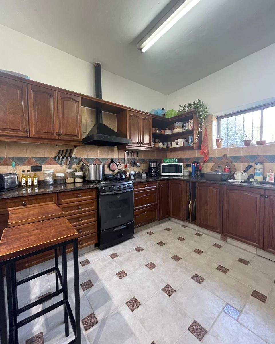 Casa 4 ambientes Castelar Norte
