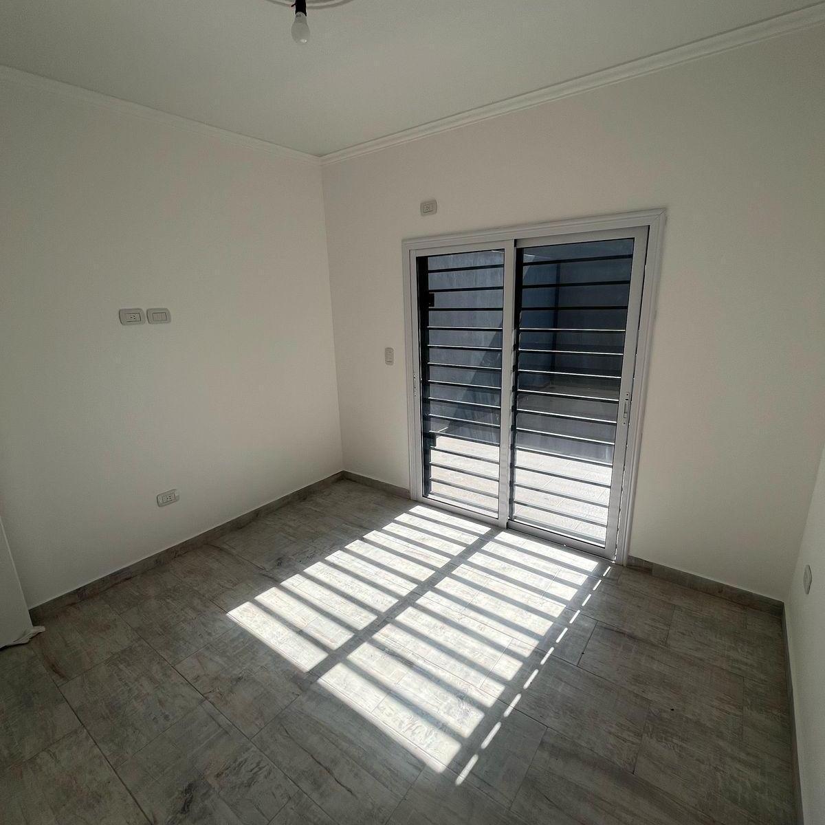 Foto de Departamento dos ambientes planta baja con dos patios, imagen 3