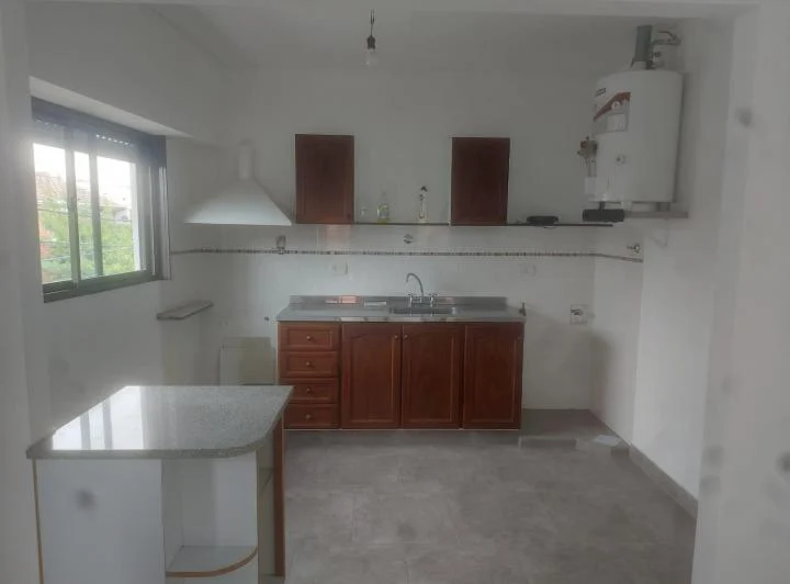 Departamento De 2 Ambientes En Alquiler En Lomas Del Mirador, Sin Expensas 5