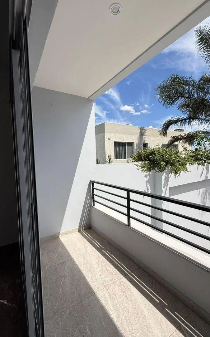 Departamento dos ambientes de 44 m² a estrenar en primer piso al contrafrente con bajas expensas 5