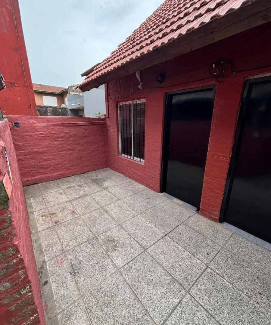 Duplex dos ambientes de 35m2 al fondo con dos patios y opcion cocheras 4