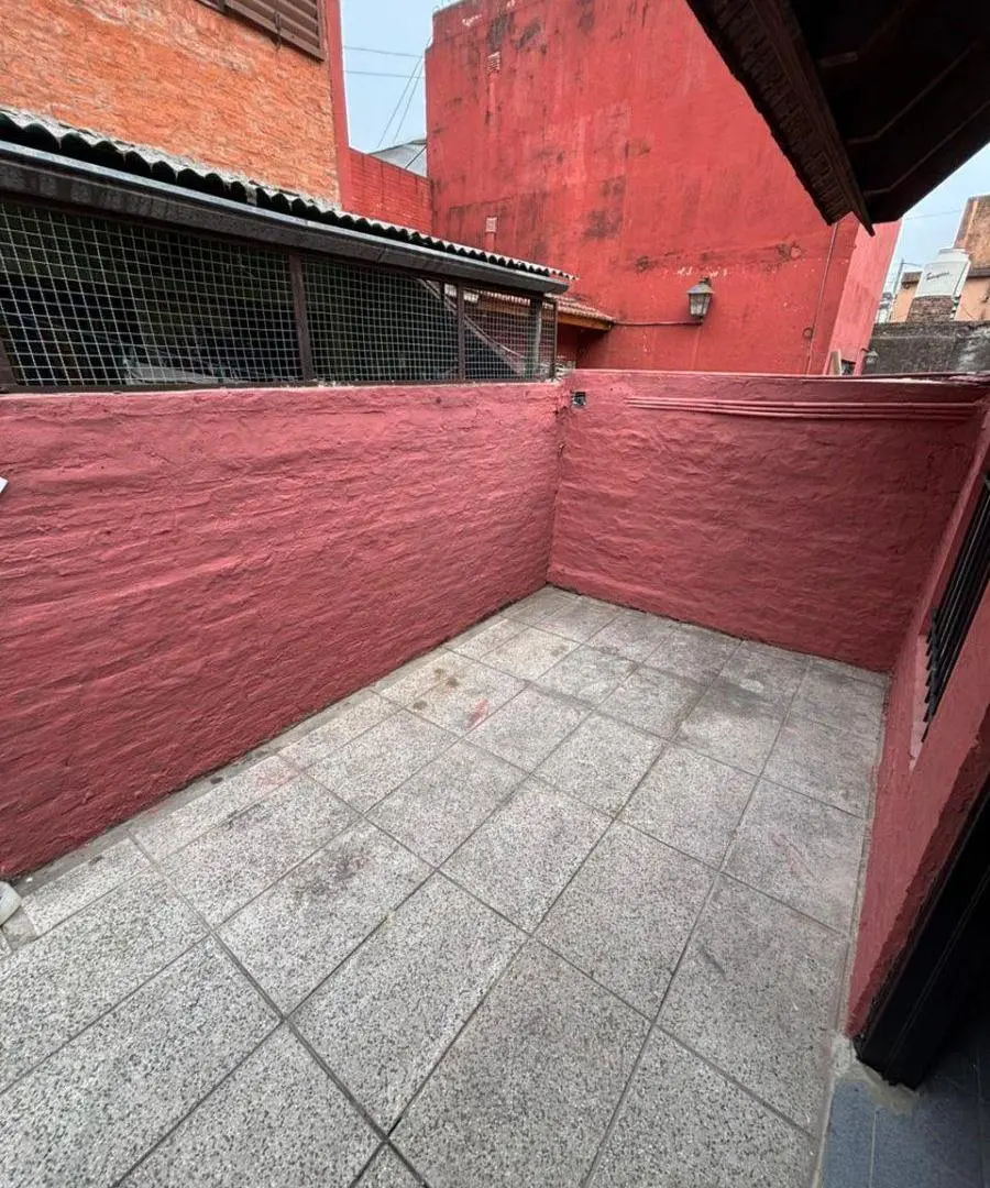 Duplex dos ambientes de 35m2 al fondo con dos patios y opcion cocheras 3
