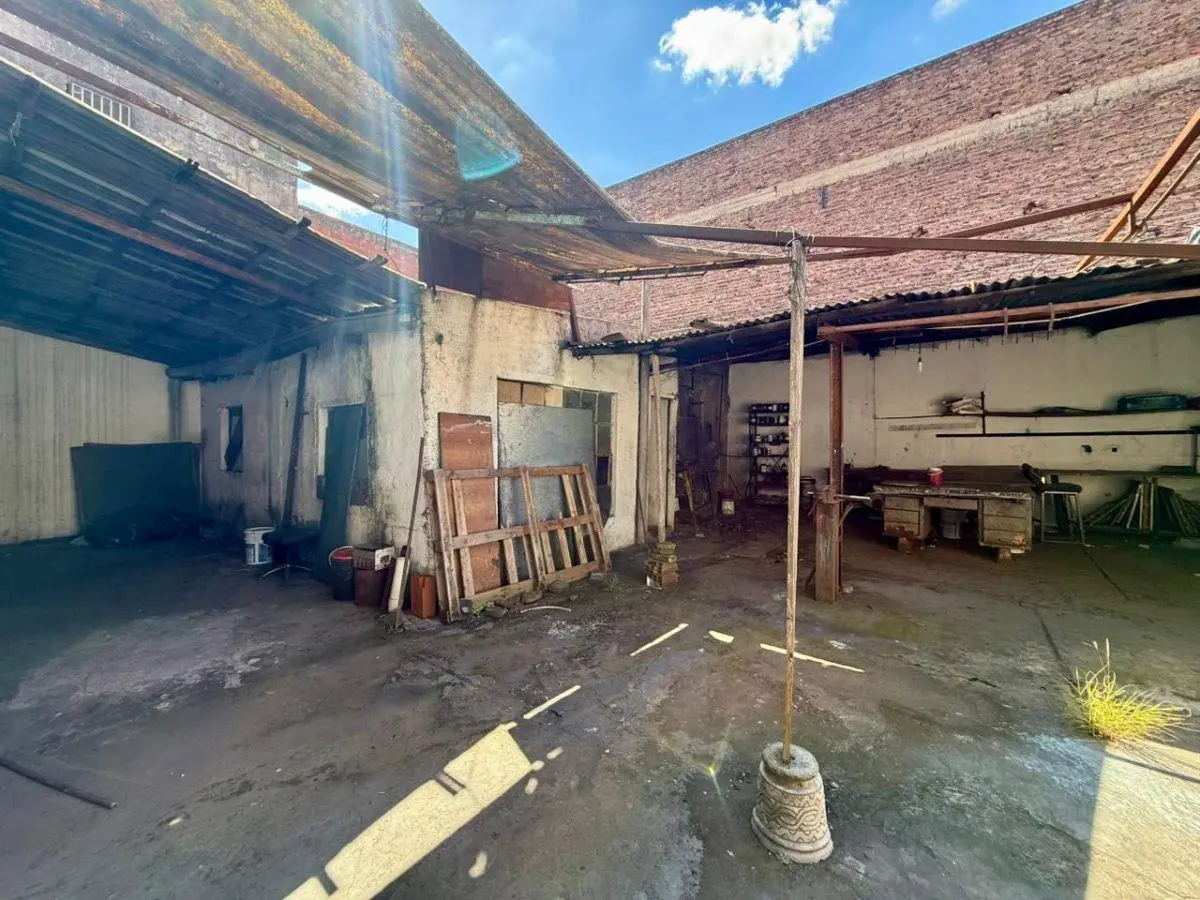 Galpon de 500 m2 totales en Ramos Mejia 5