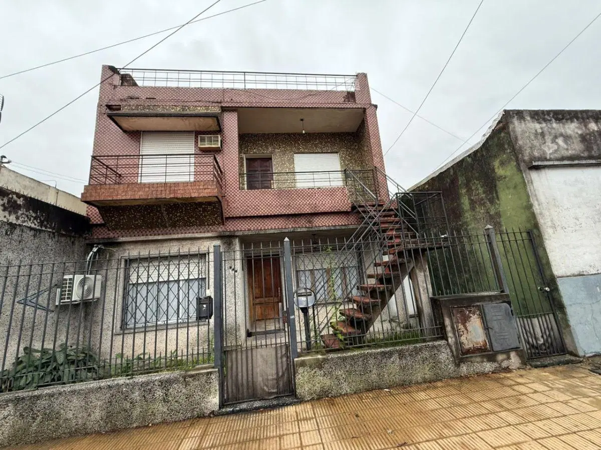PH de 3 ambientes con patio y terraza propia en alquiler en Ramos Mejía 4