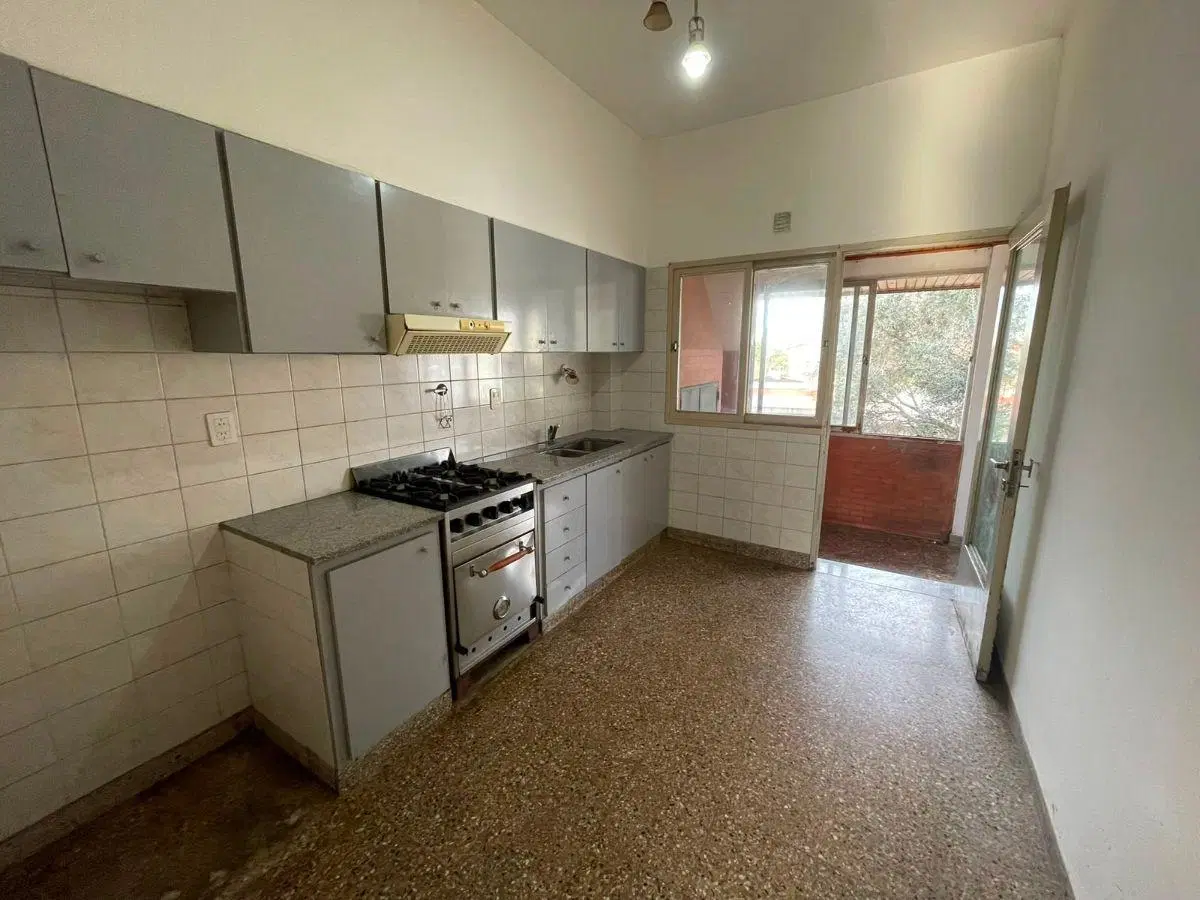 Alquiler PH 4 ambientes con balcon 3