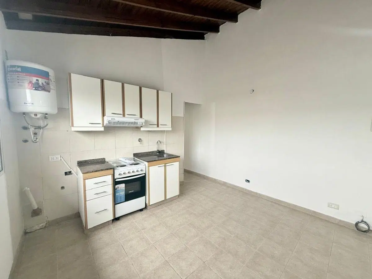 Departamento De 2 Ambientes En Alquiler En Ramos Mejia 1