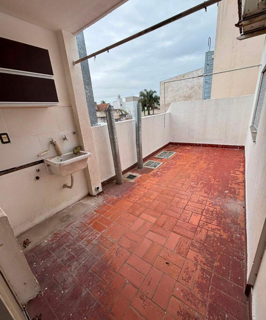 Foto de PH en primer piso de 4 ambientes en Ramos Mejia, imagen 1