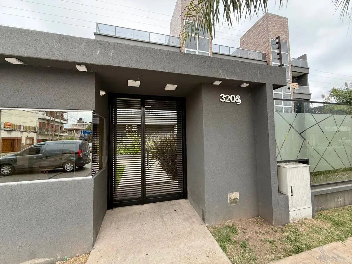 Departamento De 2 Ambientes En Alquiler Con Cochera En San Justo 2