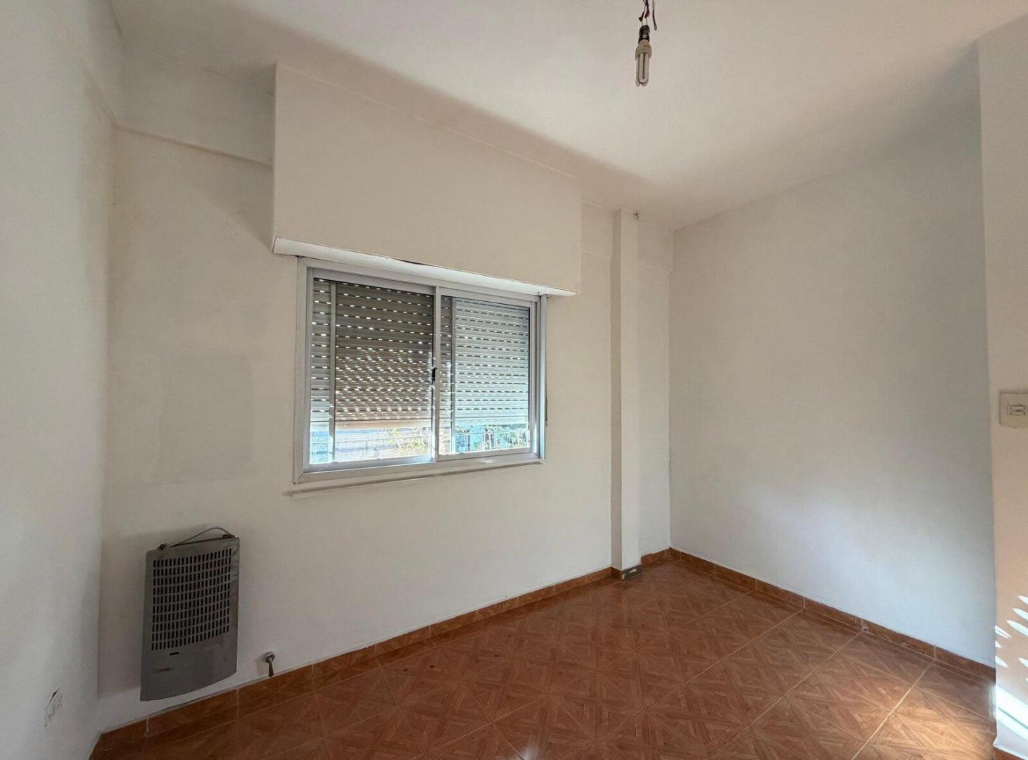 Foto de DEPARTAMENTO 2 AMBIENTES AL FRENTE CON BALCON, imagen 4
